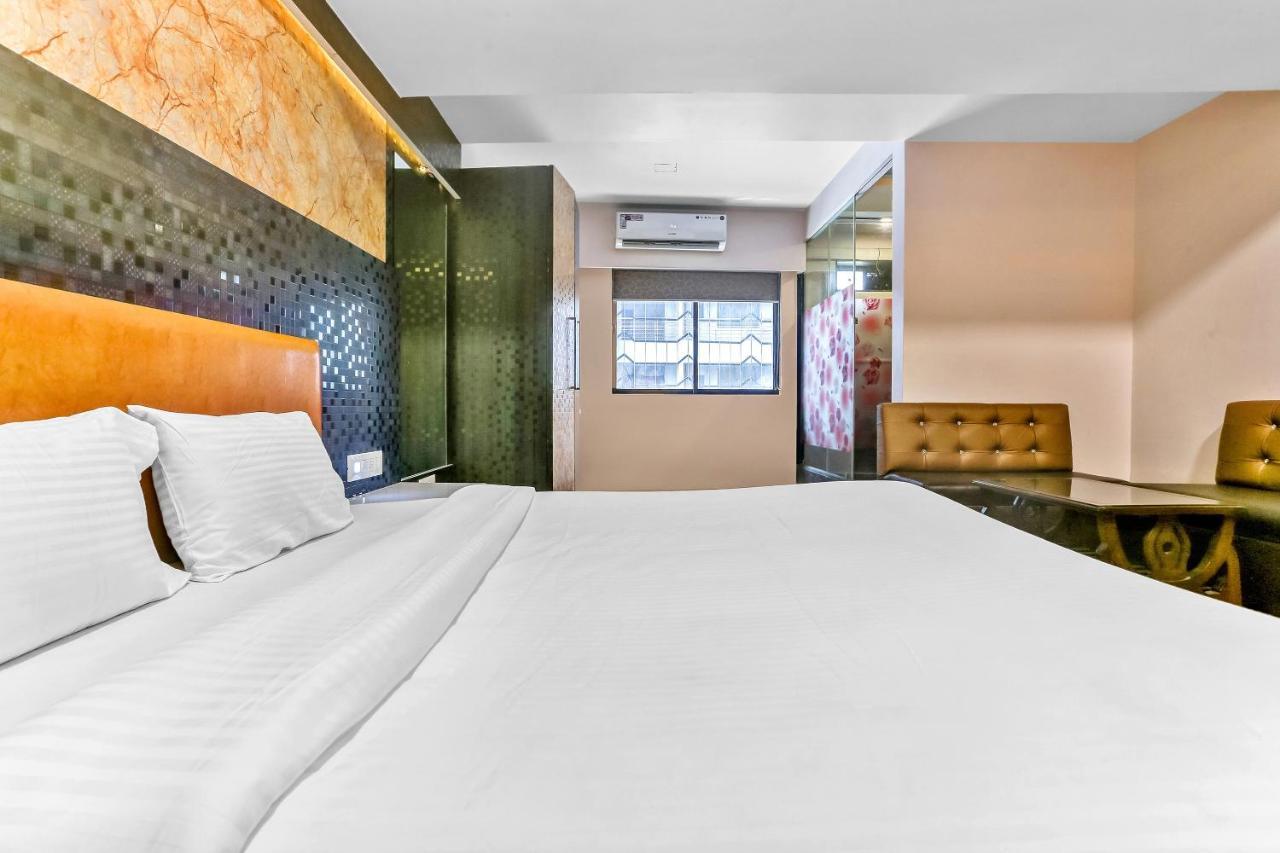 Oyo Flagship 83396 Hotel Vinyasa Residency Βομβάη Εξωτερικό φωτογραφία