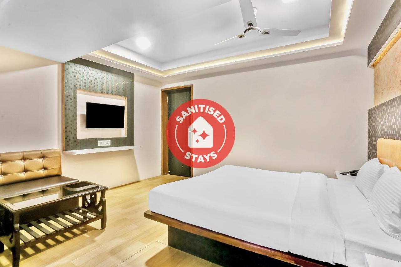 Oyo Flagship 83396 Hotel Vinyasa Residency Βομβάη Εξωτερικό φωτογραφία