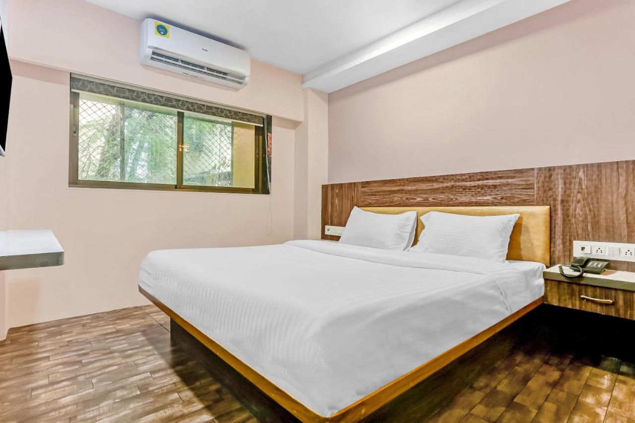 Oyo Flagship 83396 Hotel Vinyasa Residency Βομβάη Εξωτερικό φωτογραφία